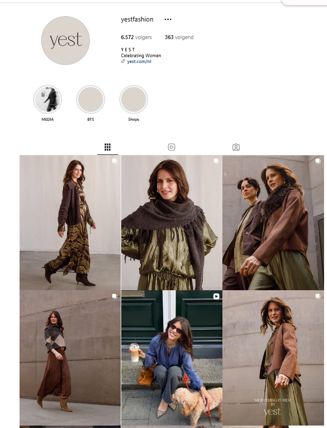 Instagram-profiel van yestfashion met een grid van campagnebeelden